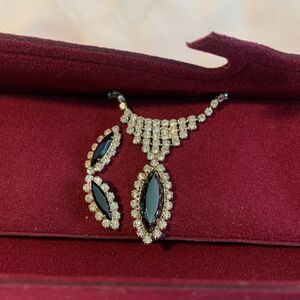 Gorgeous Vintage Black ‘Diamond’ and Rhinestone Set